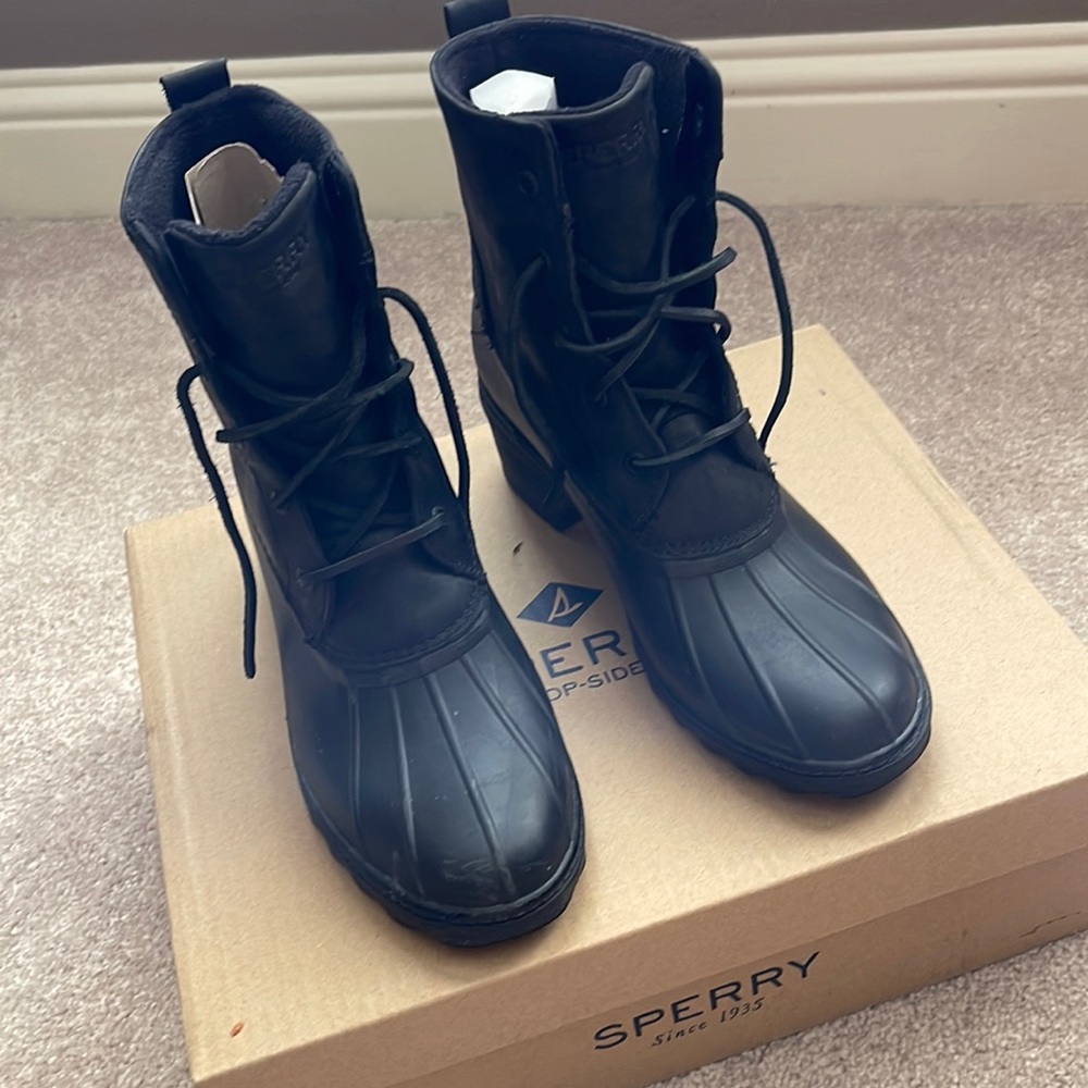 Sperry’s waterproof saltwater heel duck boots